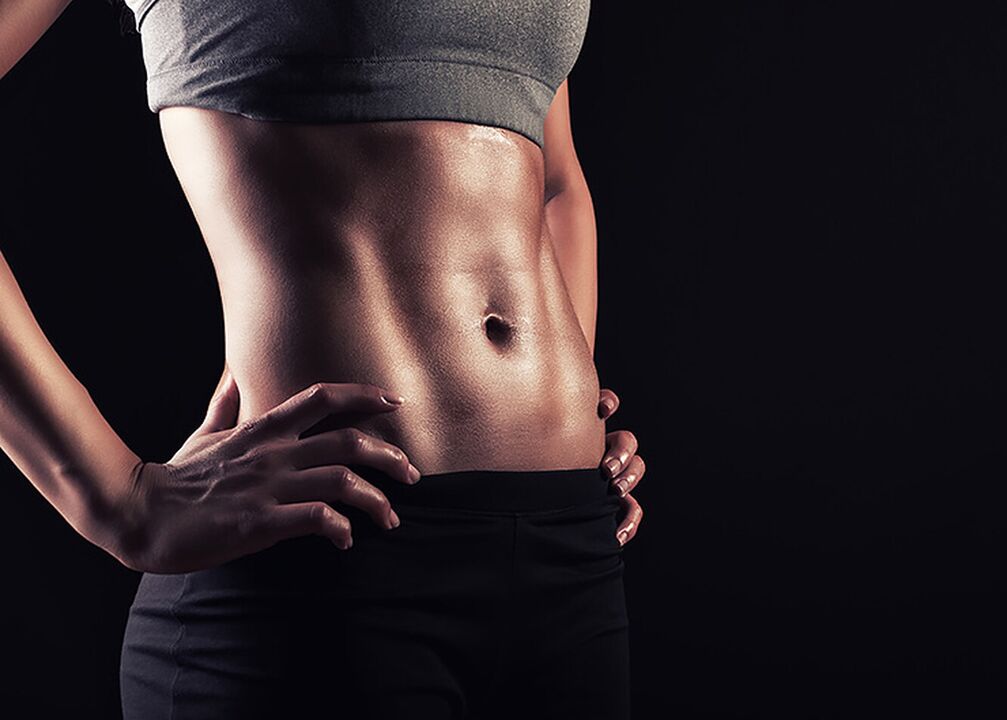 A slim waist and a flat stomach are the result of heavy training